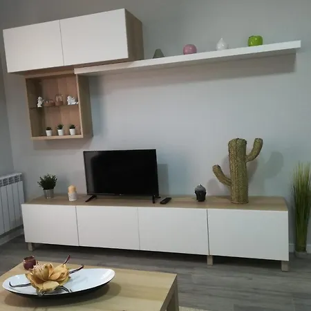 公寓 Cesar Augusto House *